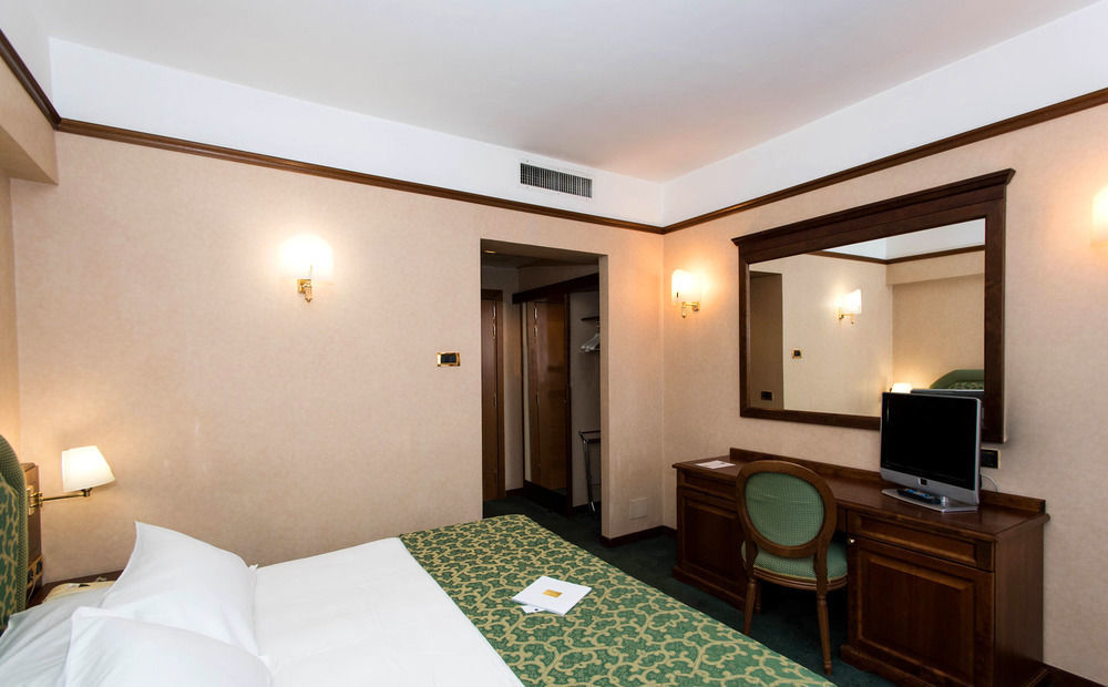 Hotel Ih Cicerone 4*